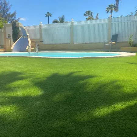 Villa World *